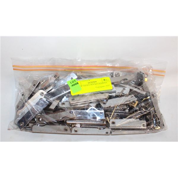 BAG OF SMALL POCKET KNIVES