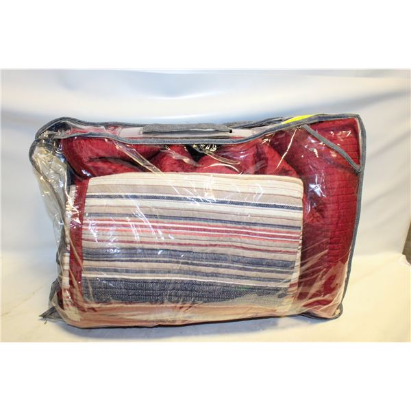 3 PCS QUEEN QUILT SET