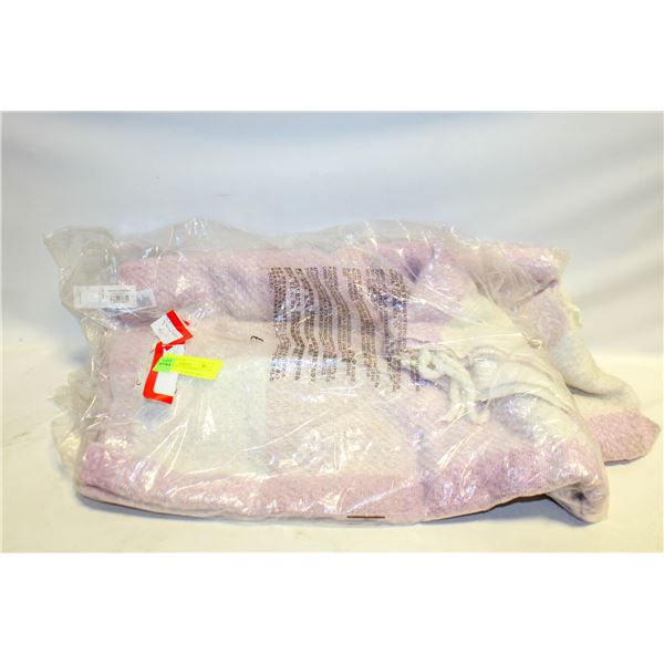 LOT OF 2 NEW LADIES PURPLE SCARVES