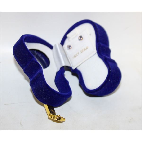 10KT EARRINGS IN VIOLIN BOX