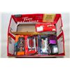 Image 1 : FLAT OF DIECAST CARS IN CASES