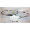 Image 1 : 3 MATCHING THICK SERVING PLATTERS +