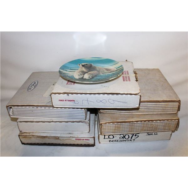 VINTAGE DECORATIVE PLATES