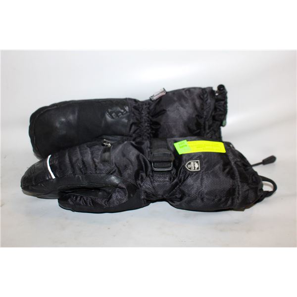 PAIR OF HIPOR THEROLITE WINTER MITTS