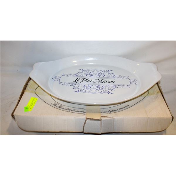 HOCKING SERVING PLATTER