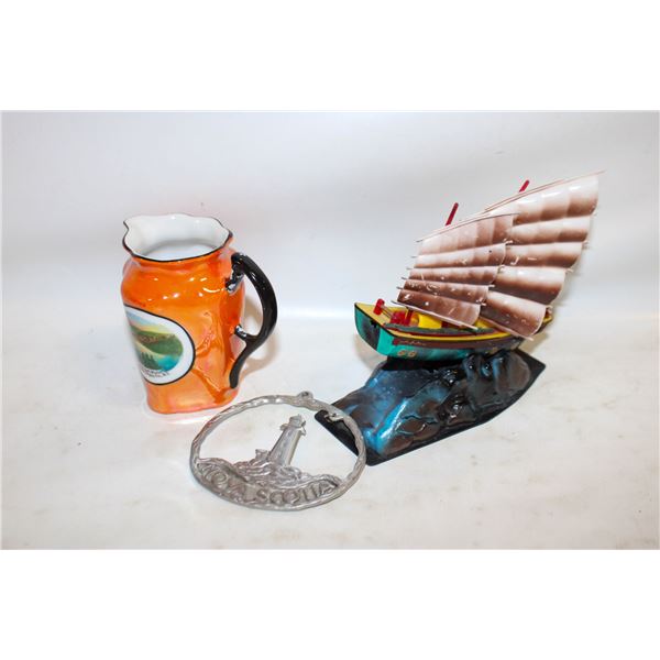 ESTATE NOVA SCOTIA COLLECTABLES VINTAGE/