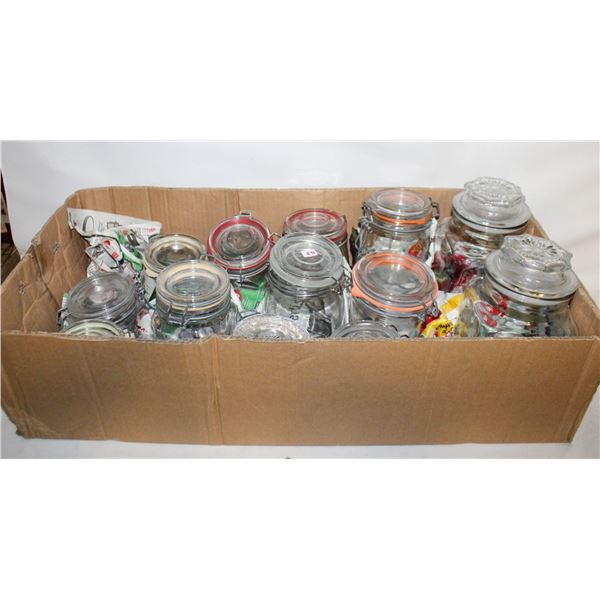 13 CLEAR GLASS JARS WITH LIDS, VARIOUS SIZES