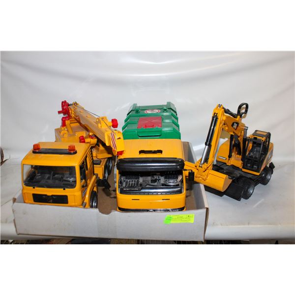 BRUDER ARTICULATING TRUCKS LOT - GERMAN MADE