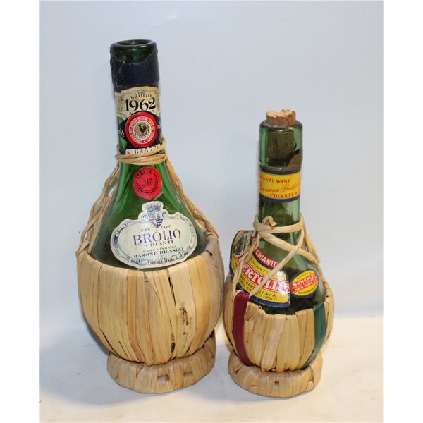 LOT OF 2 VINTAGE CHIANTI WINE BOTTLES FIASCHI