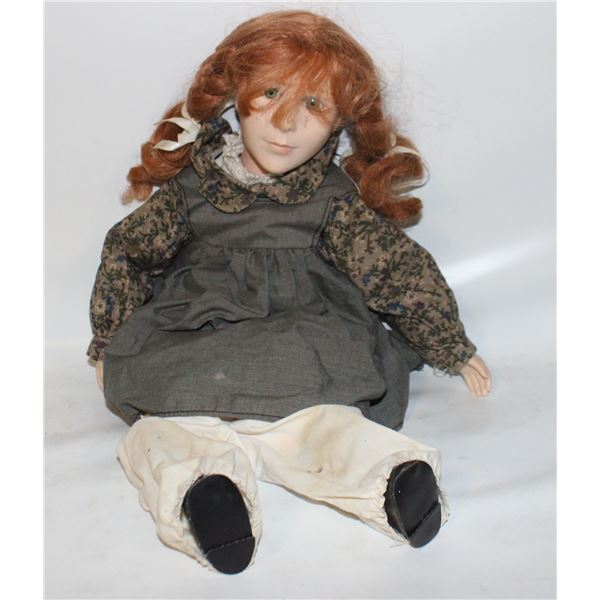 ANNE OF GREEN GABLES VINTAGE DOLL