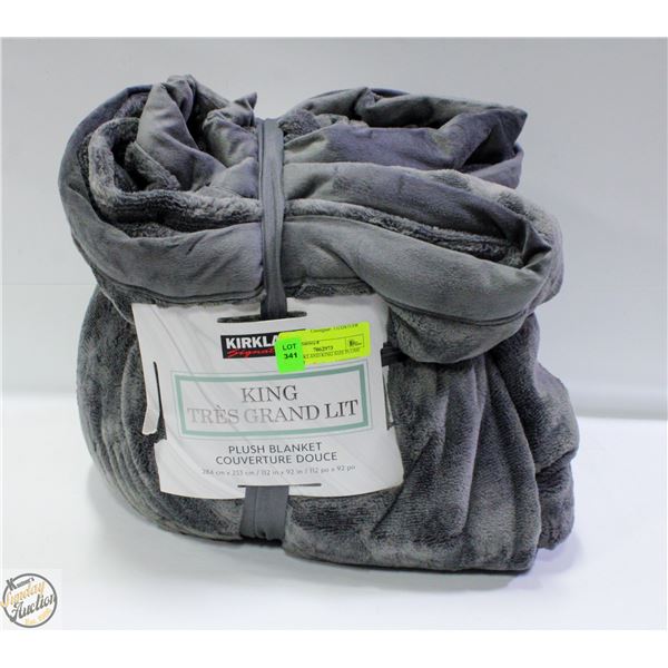 NEW KIRKLAND KING SIZE PLUSH BLANKET