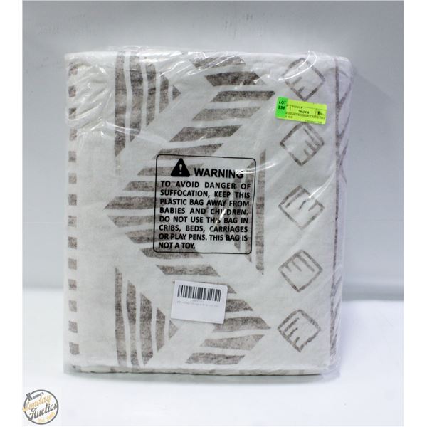 NEW 4 X 6FT WASHABLE AREA RUG NON SLIP