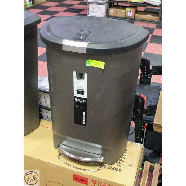 45L SEMI-ROUND SIMPLEHUMAN STEP TRASH CAN