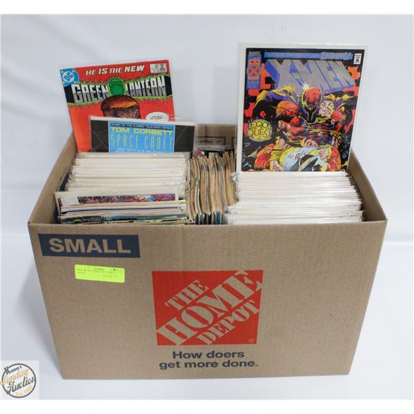 BOX OF HUNDREDS OF COMIC BOOKS