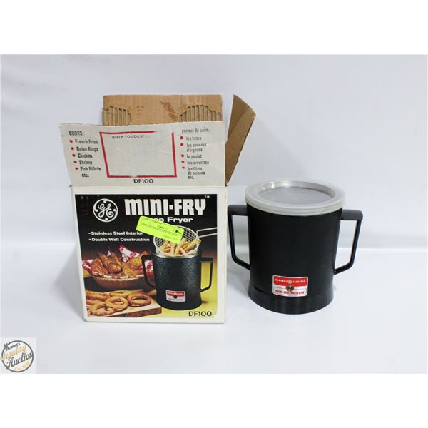 VINTAGE (NEW IN BOX) GE MINI