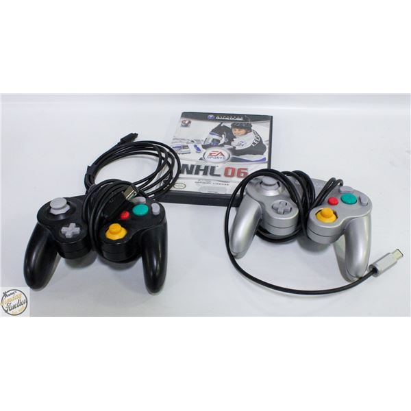 GAME CUBE: 2 CONTROLLERS AND GAME NHL 06