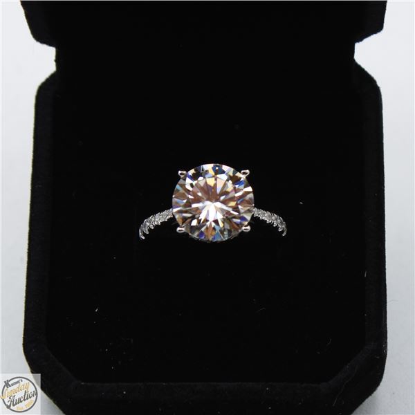 #3572-5.00 CT GRA CERTIFIED ROUND BRILLIANT CUT