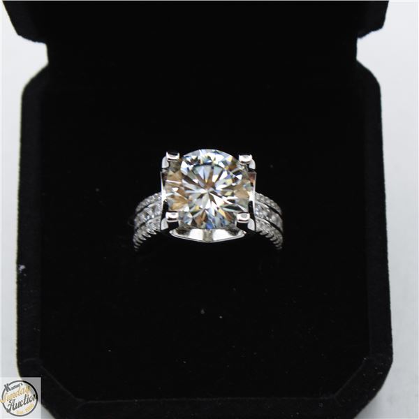 #3573-5.00 CT GRA CERTIFIED ROUND BRILLIANT CUT