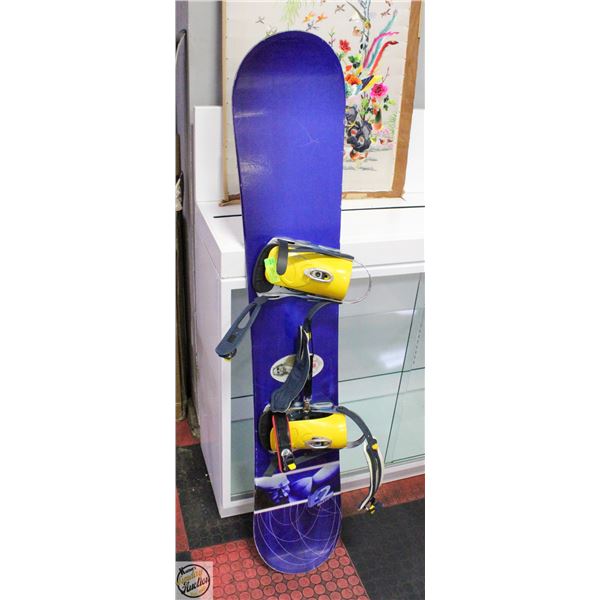 SNOWBOARD & BINDINGS