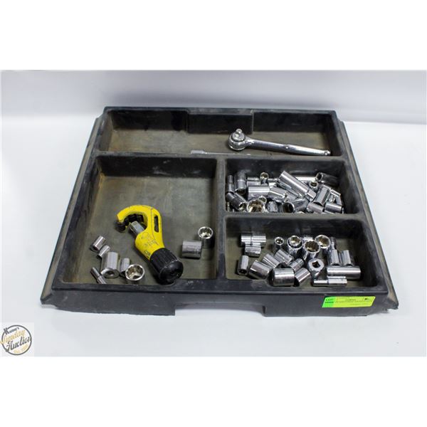 FLAT OF INDUSTRIAL SOCKETS SETS