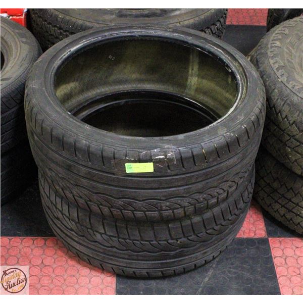 PAIR OF 255/35ZR20 DUNLOP SP SPORT 01 TIRES