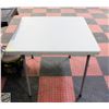 Image 1 : FOLDING TABLE H-29" W-36" L-36"