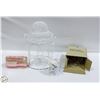 Image 1 : WHITE BIRDCAGE DECOR SOLD WITH DOLL BRUSH