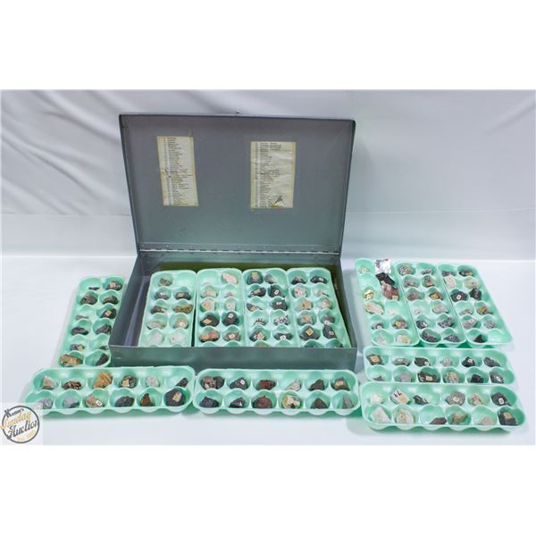 PROSPECTORS SET OF MINERAL CHIPS