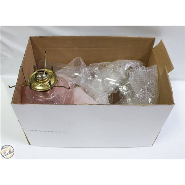 LOT OF CLEAR PINK GLASSWARE