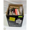 Image 1 : BOX OF VINTAGE SEAMSTRESS SUPPLIES