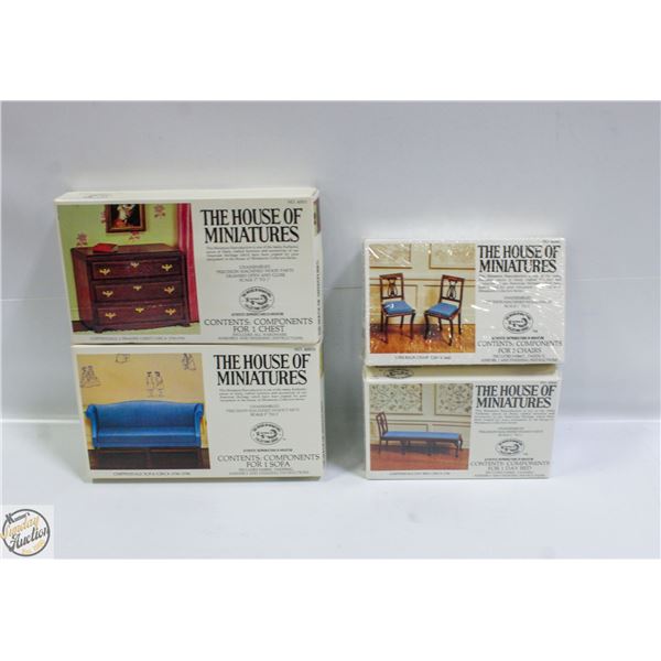 FLAT OF THE HOUSE OF MINIATURES