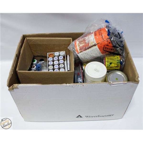 BOX OF ESTATE PAINTS - MOSTLY OIL