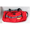 Image 1 : RED BLACK STEVE MADDEN DUFFLE BAG CROSS