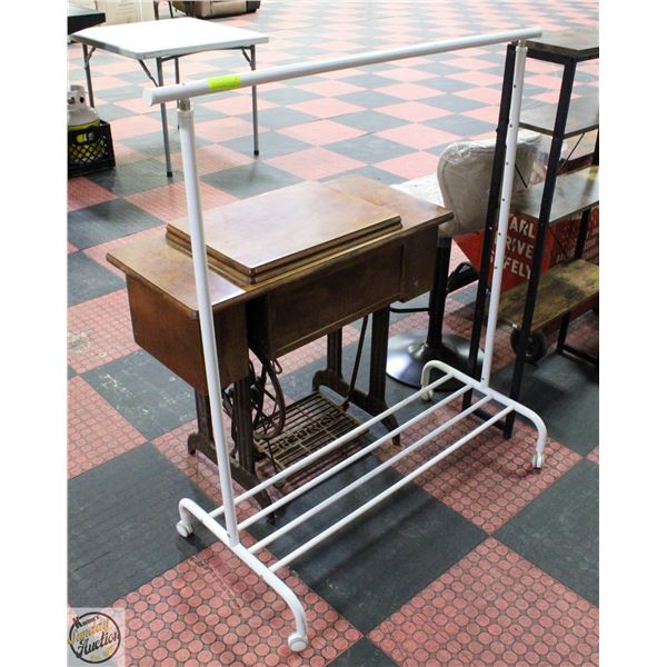 IKEA PORTABLE EXTENDABLE CLOTHING RACK