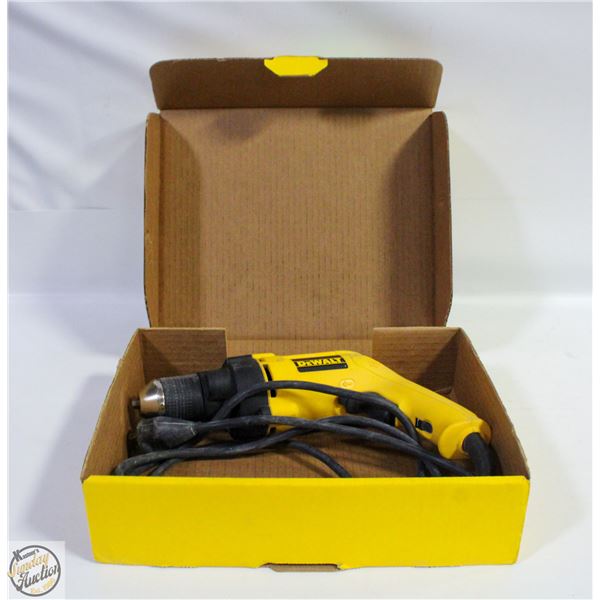 DEWALT HEAVY DUTY DRILL