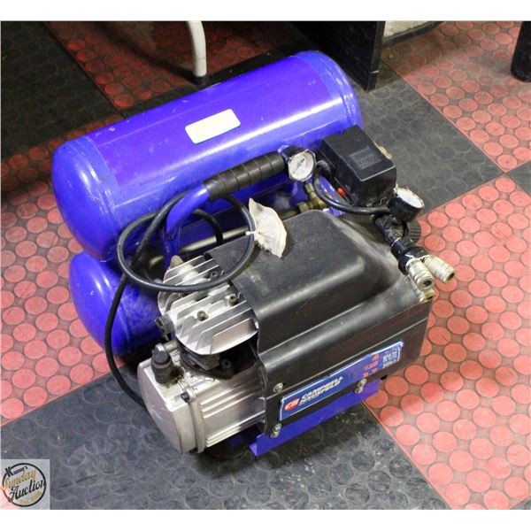 CAMPBELL HAUSFELD 4 GALLON 125 MAX PSI AIR