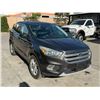 Image 2 : FORD  ESCAPE 2017 O/S TITLE 2 DAYS