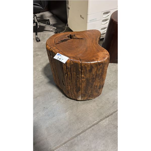 EXOTIC HARDWOOD FINISHED STUMP 24"