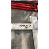 Image 4 : APEX VERTICAL KNEE RAISE AND DIP STATION
