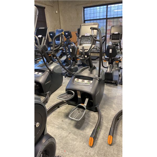 OCTANE FITNESS LATERALX CALORIE BURN AND MUSCLE ACTIVATION SIDE-TO-SIDE LATERAL MACHINE