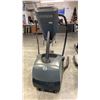 Image 5 : OCTANE FITNESS LATERALX CALORIE BURN AND MUSCLE ACTIVATION SIDE-TO-SIDE LATERAL MACHINE