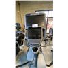 Image 2 : OCTANE FITNESS XRIDE RECUMBENT ELLIPTICAL MACHINE