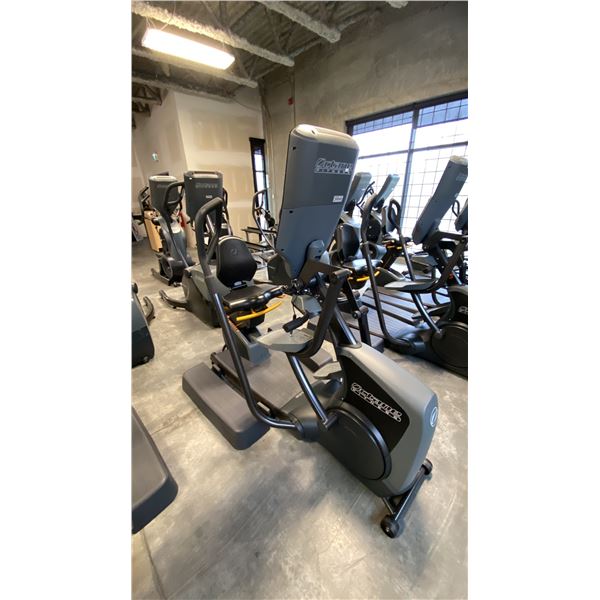 OCTANE FITNESS XRIDE RECUMBENT ELLIPTICAL MACHINE