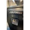 Image 2 : LIFE FITNESS CHEST PRESS