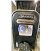 Image 3 : LIFE FITNESS LAT PULLDOWN