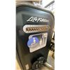 Image 3 : LIFE FITNESS TRICEPS PRESS MACHINE