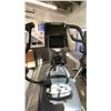 Image 2 : OCTANE FITNESS LATERALX CALORIE BURN AND MUSCLE ACTIVATION SIDE-TO-SIDE LATERAL MACHINE
