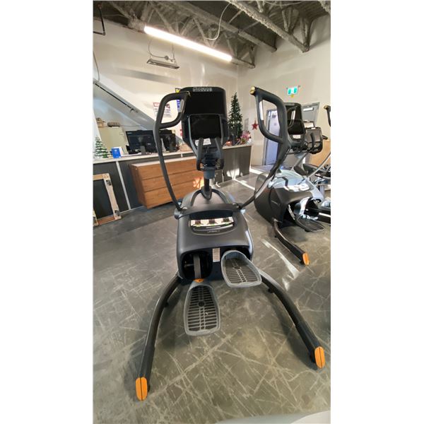 OCTANE FITNESS LATERALX CALORIE BURN AND MUSCLE ACTIVATION SIDE-TO-SIDE LATERAL MACHINE