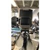 Image 2 : OCTANE FITNESS XRIDE RECUMBENT ELLIPTICAL MACHINE