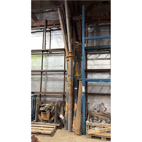 GROUP OF APPROX. 7 VARIOUS LENGTH PROP WATER PIPES - SONO CONSTRUCTION FORM TUBE AND ABS